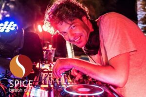 Lees meer over het artikel Themafeest